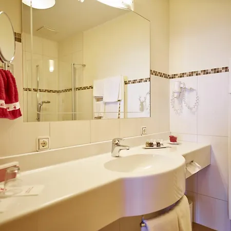 Berggasthof Platzlalm 4* كالتنباش