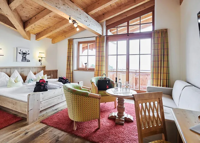 Berggasthof Platzlalm Hotel 4*