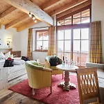Berggasthof Platzlalm فندق 4*
