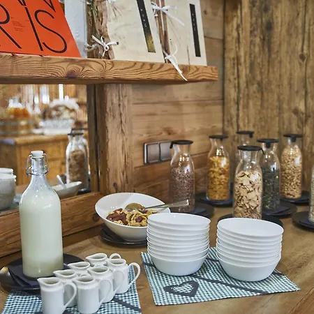 Berggasthof Platzlalm Hotel 4*