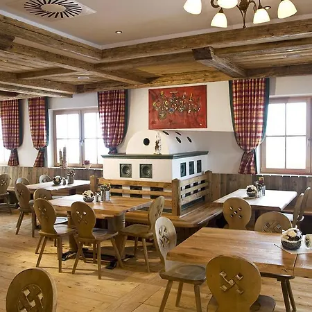 Berggasthof Platzlalm Kaltenbach